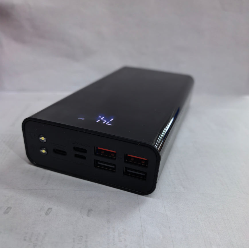 30000Mah High Capacity Power Bank